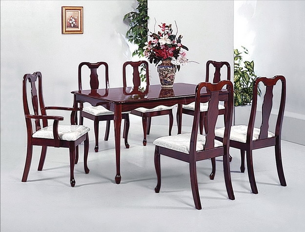 Queen Anne 7 Piece Dining Set In Cherry, Queen Anne Dining Room Table Sets
