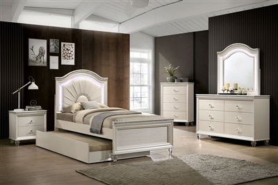 Allie 4 Piece Youth Bedroom Set in Pearl White Finish by Furniture of America - FOA-CM7901