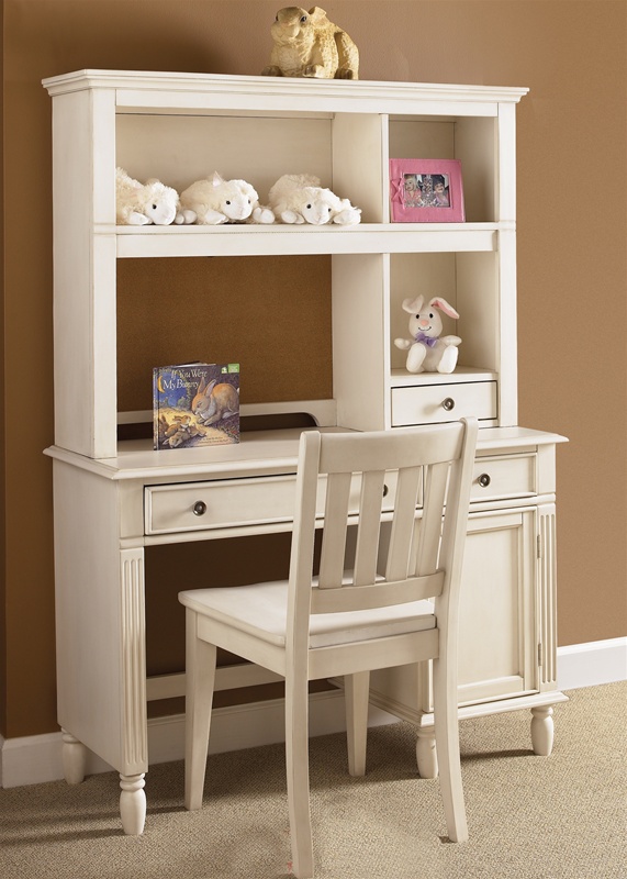 Daydreams Youth Student Desk Hutch In, Youth White Desk With Hutch